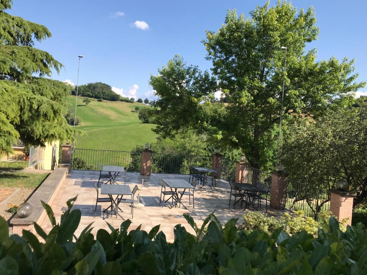 Agriturismo Il Colore Del Grano San Vittore  Dış mekan fotoğraf